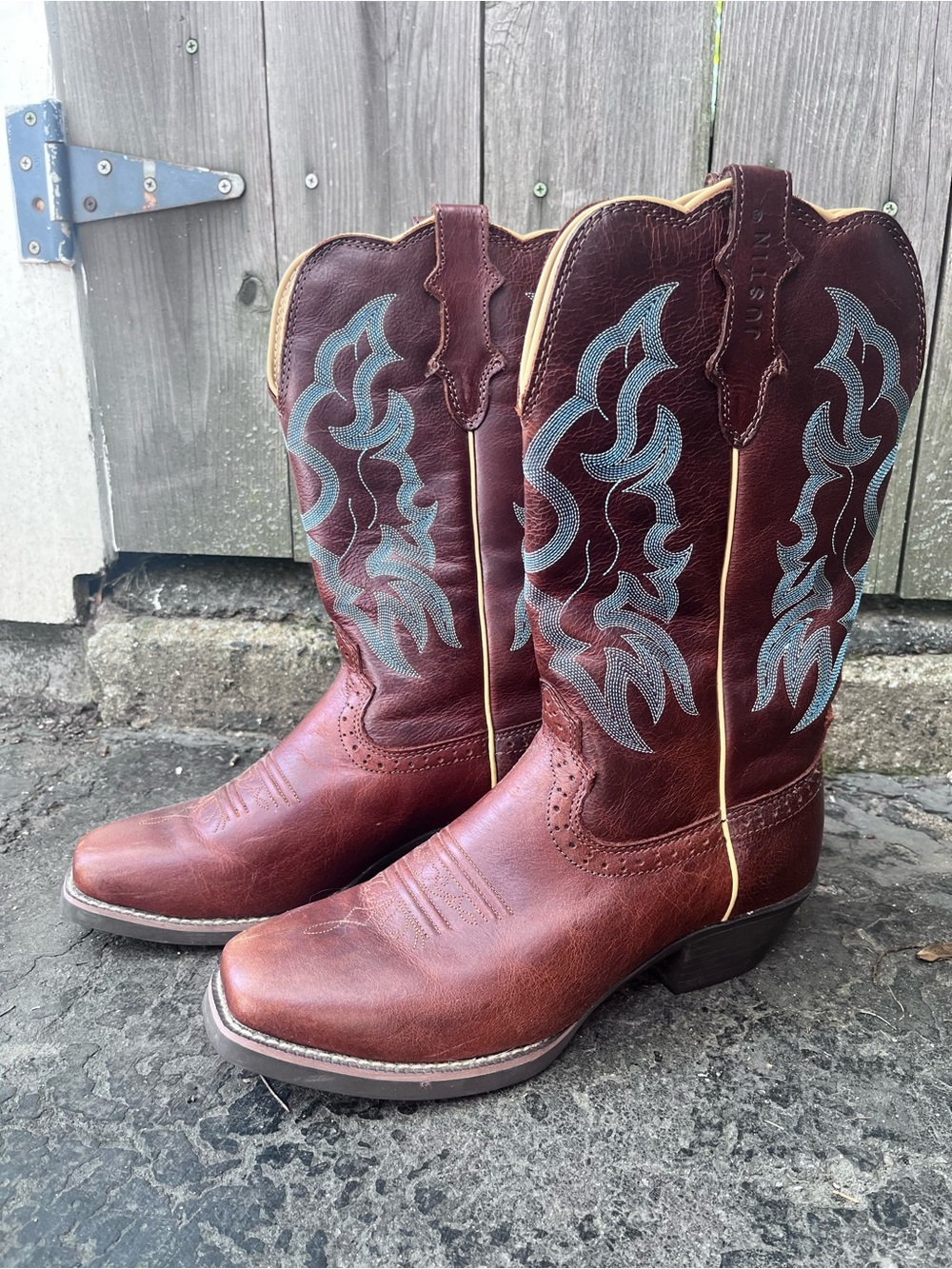 Women’s Justin Durant Western Boots size 10b
